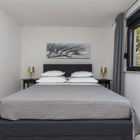 Sun Paradise Apartment