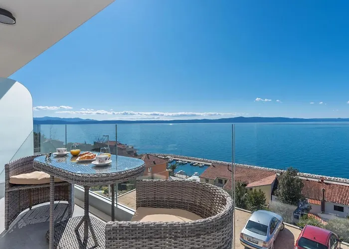 Sun Paradise Подгора